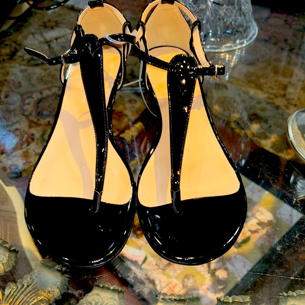 Robb by Joyce Azria( NEW)